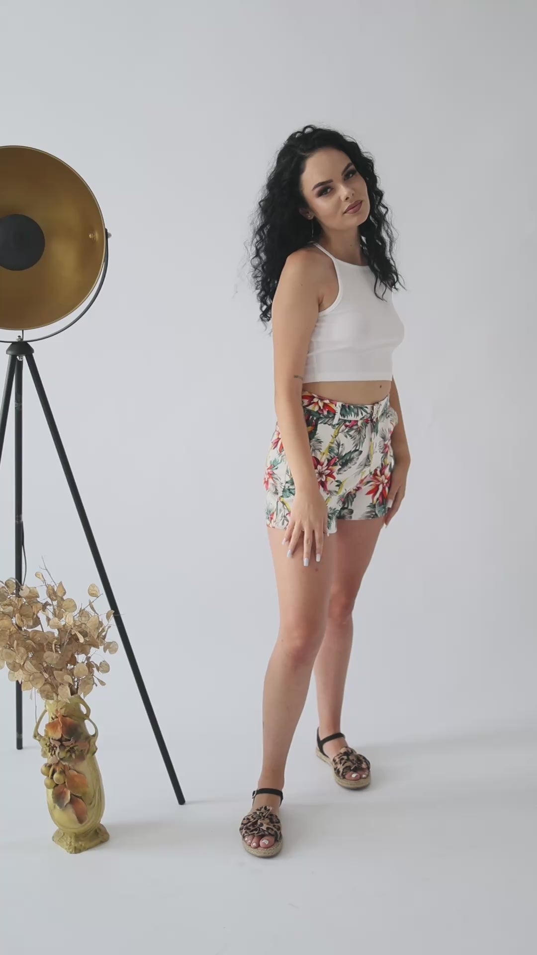 Pantaloni scurti floral exotic - Lemus